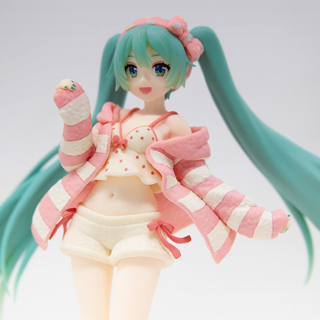 האטסונה מיקו - פיגר מיקו